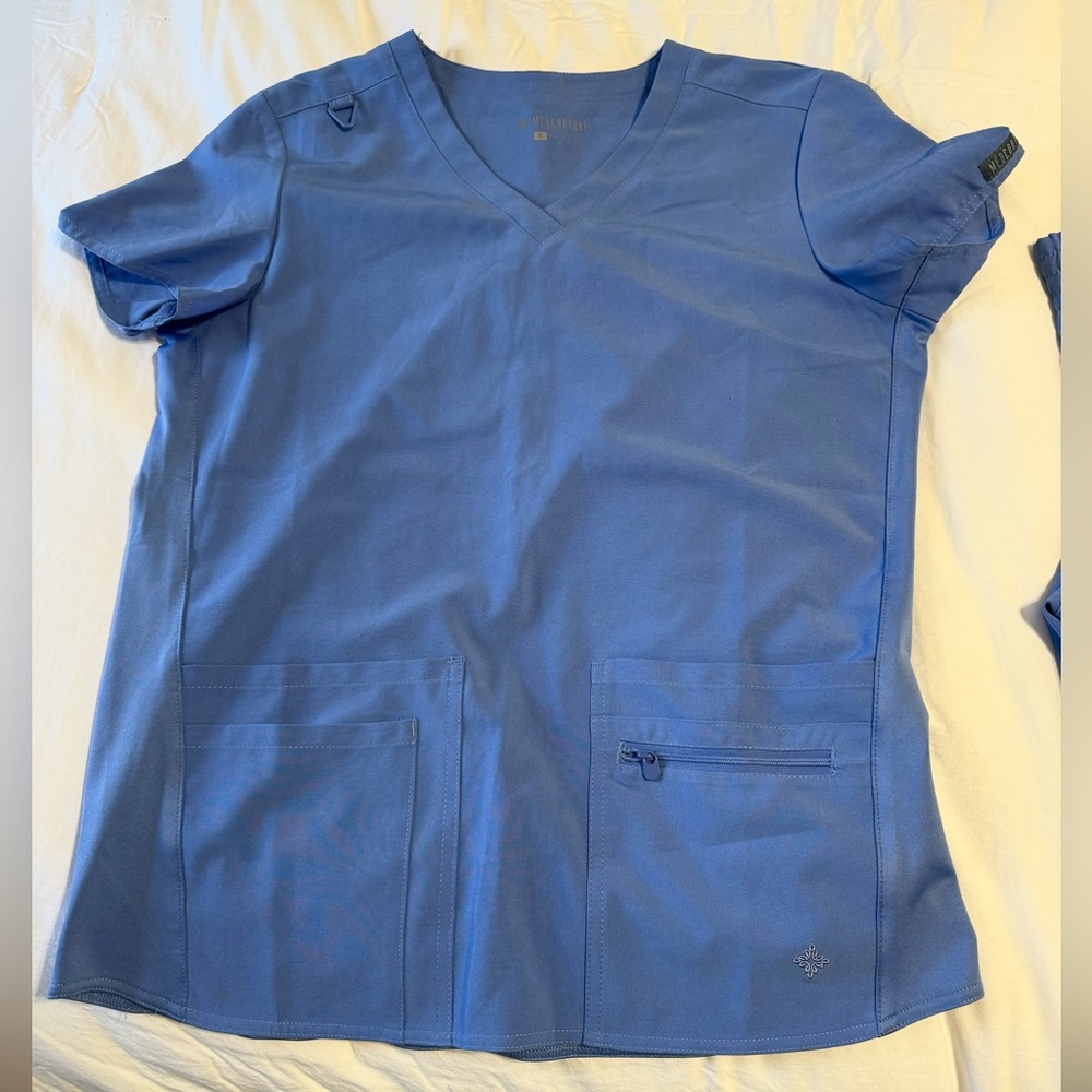 Scrub set - Picture 2 of 7